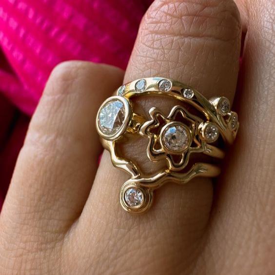 Vintage Irregular Zirconia Gold Ring Set