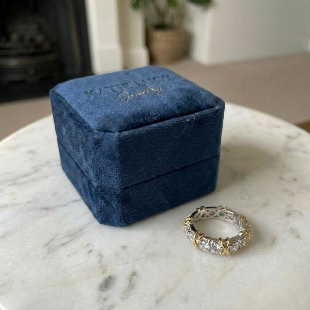 Vintage Elegant Zirconia Gold & Silver Ring