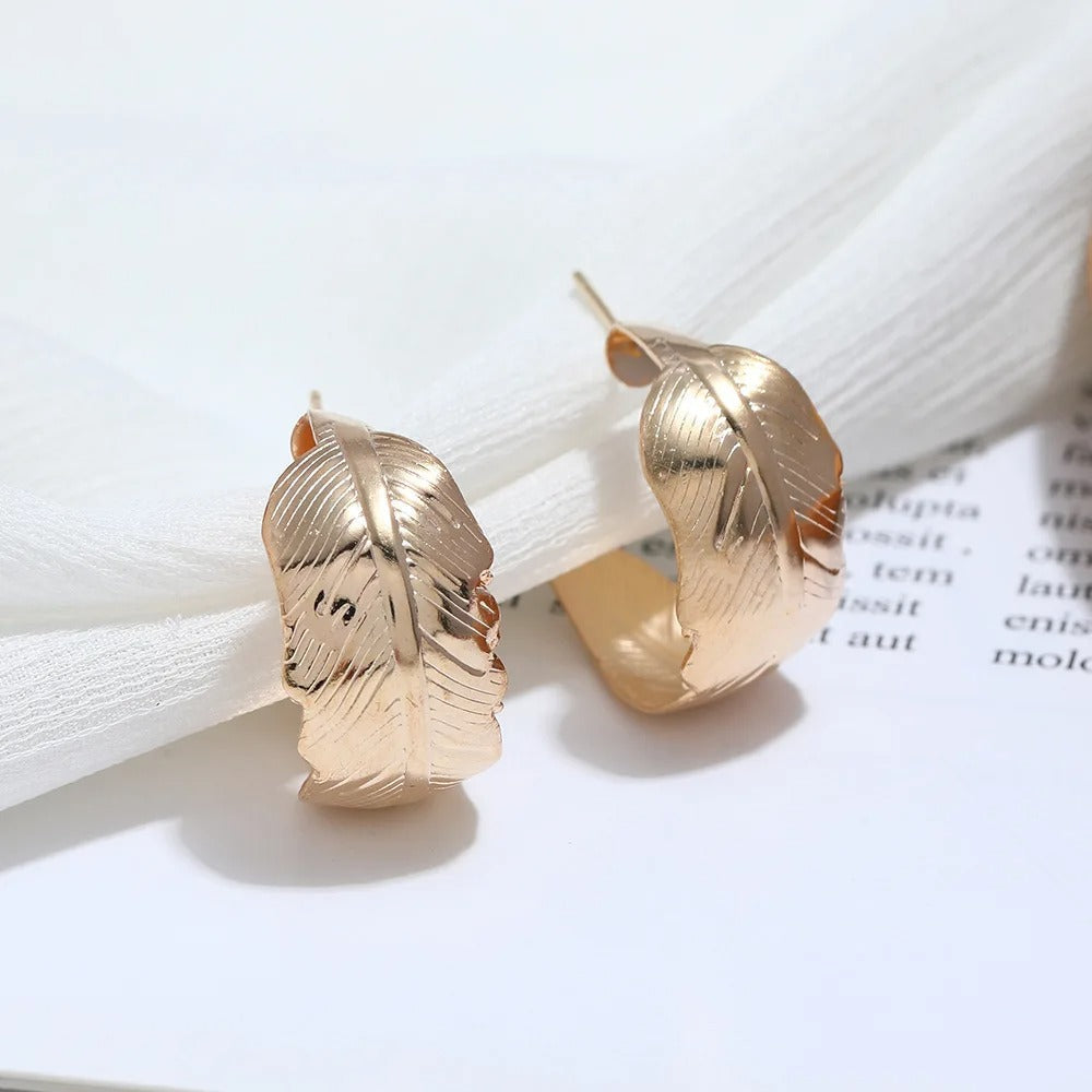 Vintage Gold Leaf Shaped Hoop Earrings-Lydieannejewelry
