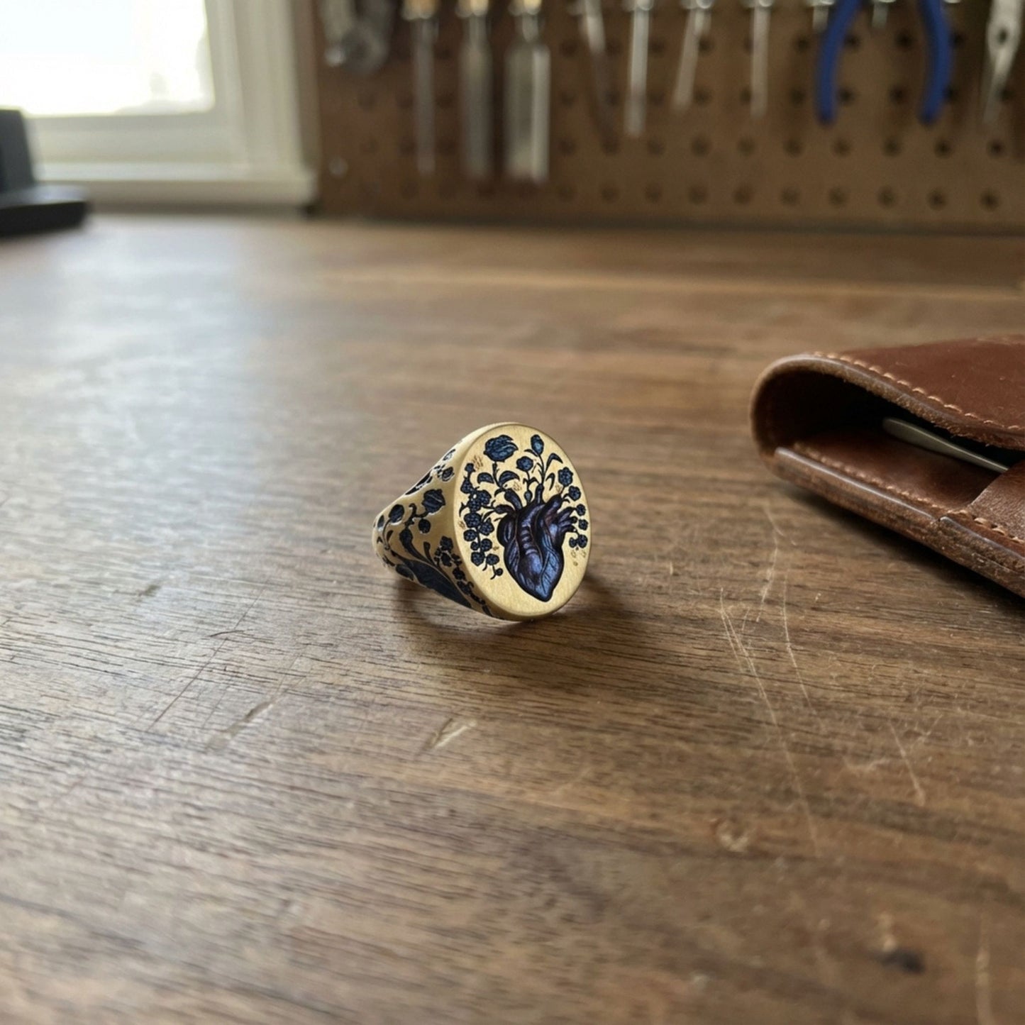 Vintage Blue Flower Gold Ring