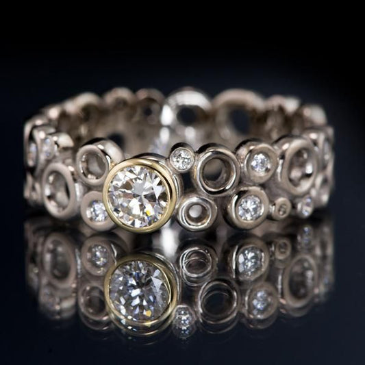 Vintage Hollow Silver Band Zirconia Ring