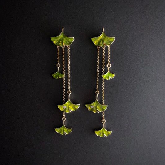 Vintage Dangling Green Petals Earrings