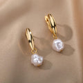 Pearl Earrings in Gold