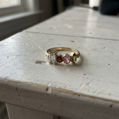 Vintage Gold Floral Ring
