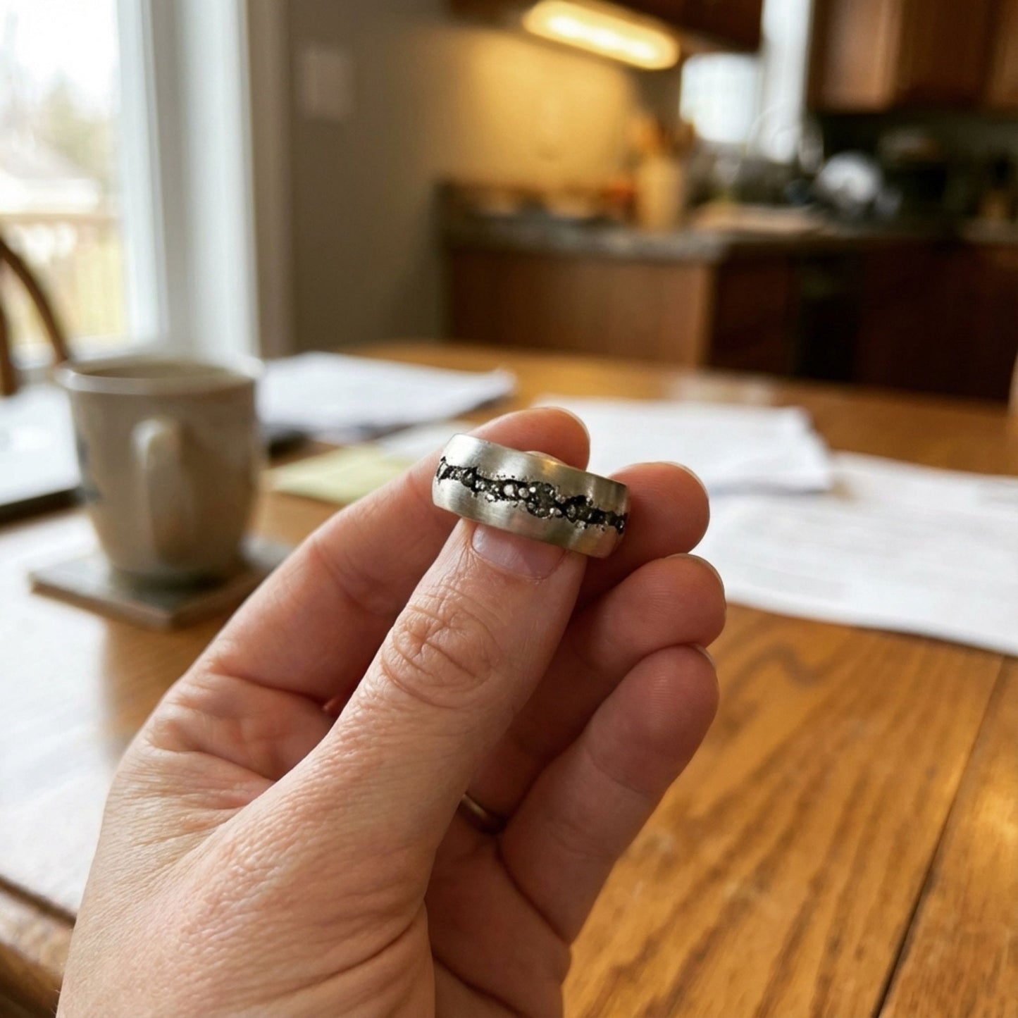 Vintage White & Black Gold Ring