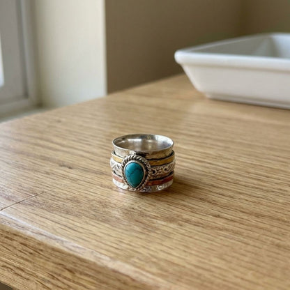 Vintage Turquoise Inlaid Stone Gold & Silver Ring