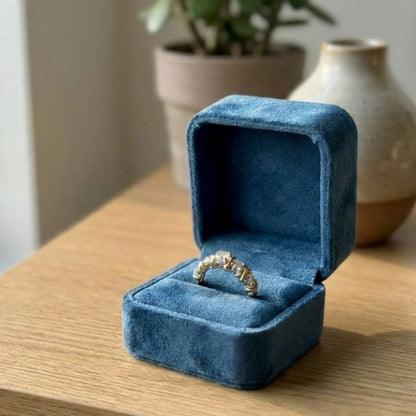 Vintage Elegant Zirconia Gold & Silver Ring