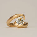 Vintage Spiral Golden Zirconia Ring
