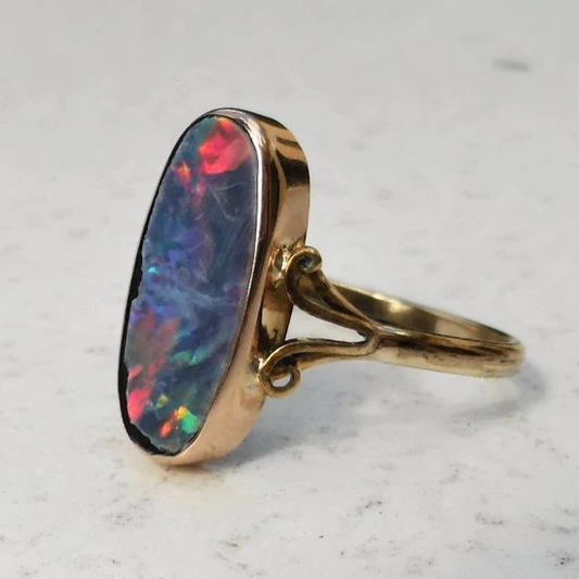 Vintage Colorful Oval Gold Ring