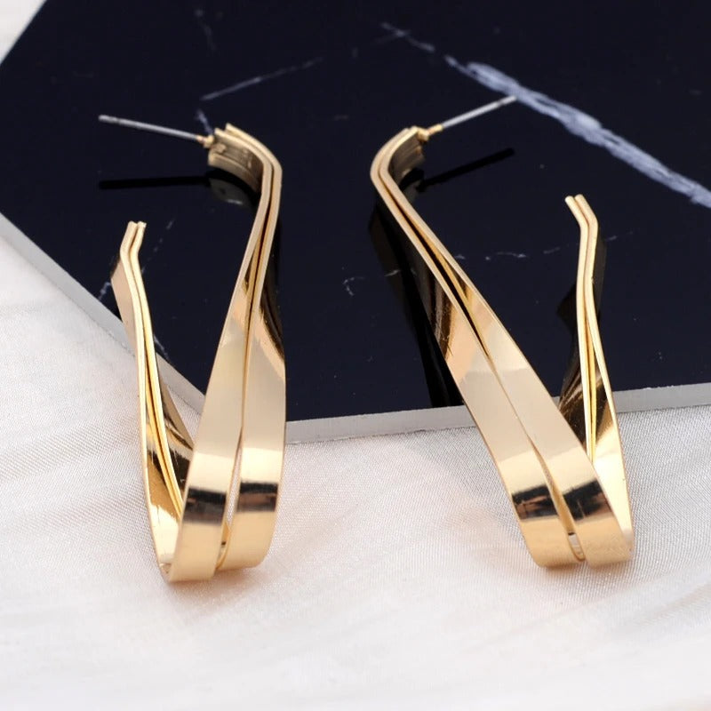 Vintage Gold Twist Hoop Earrings-Lydieannejewelry