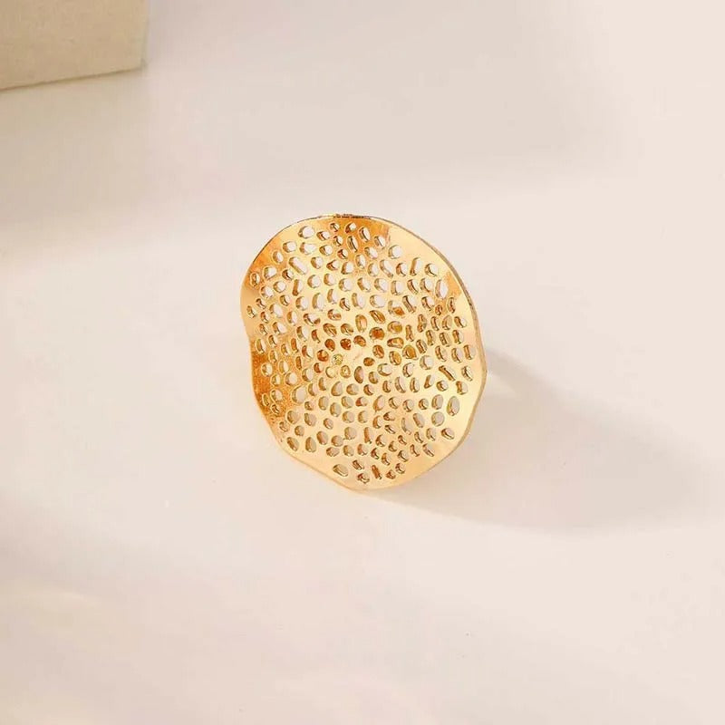 Vintage Gold Cut-Out Pattern Ring-Lydieannejewelry