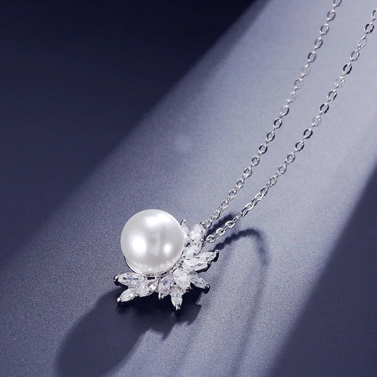 Silver Vintage Pearl Flower Necklace-Lydieannejewelry