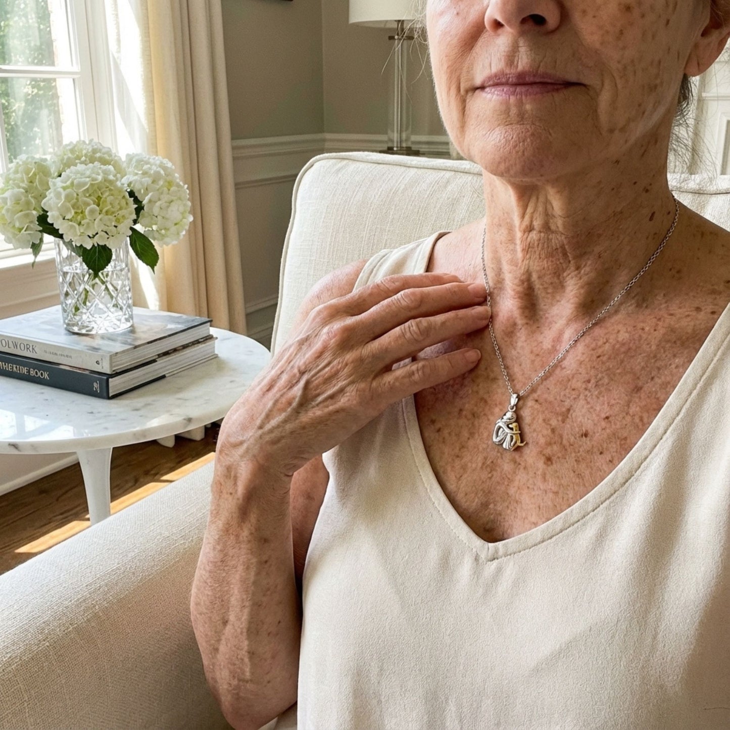 Hug Pendant Necklace Dog