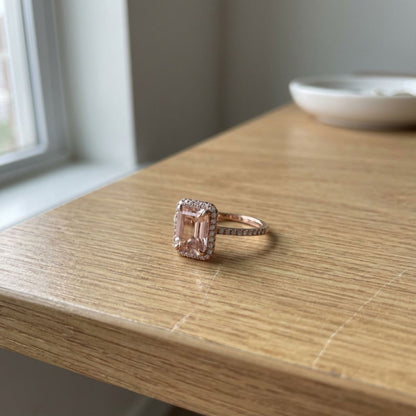 Vintge Rose Glass Ring