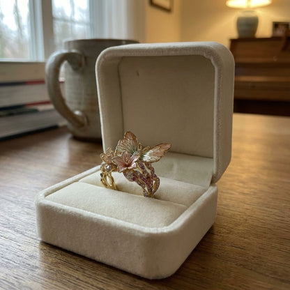 Vintage Golden Brimhaven Floral Ring