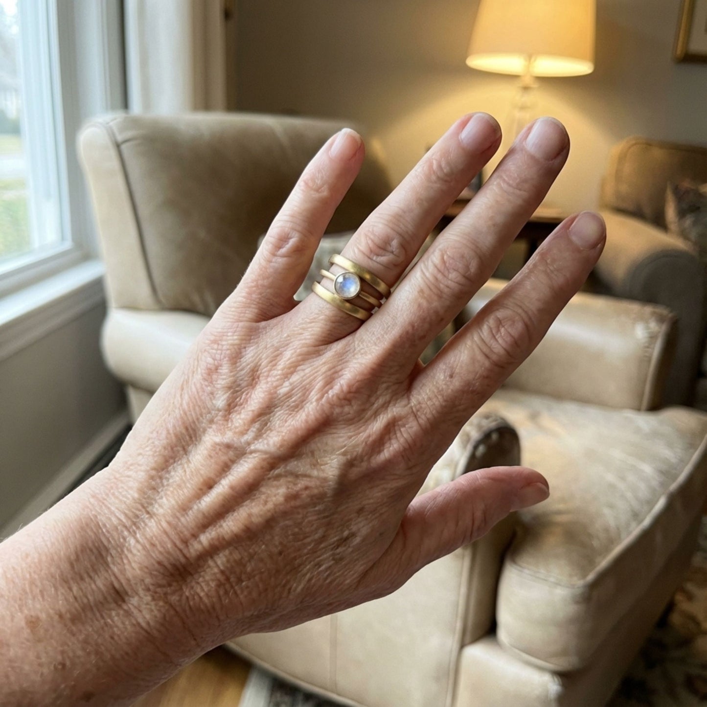 Vintage Gold & Inlaid Moonstone Ring
