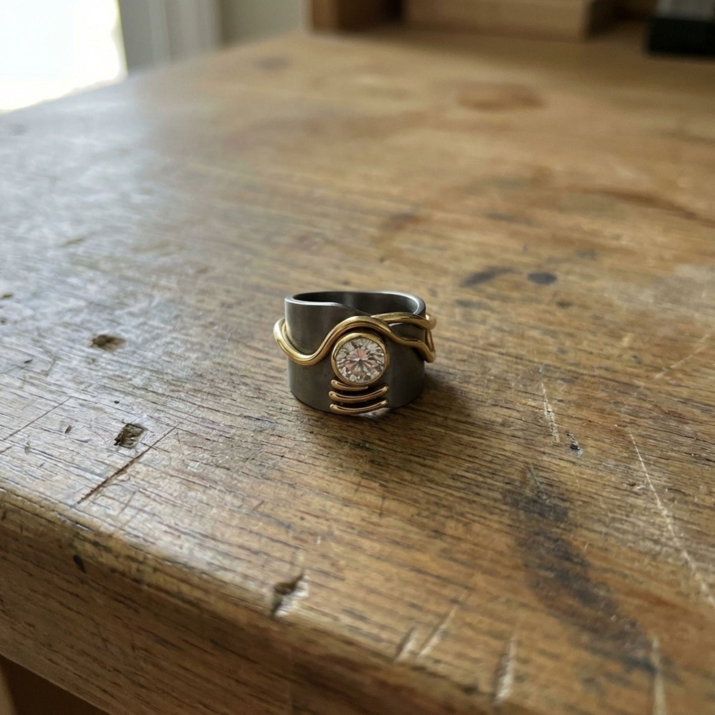 Vintage Dark Silver Zirconia Ring