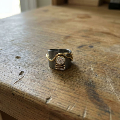 Vintage Dark Silver Zirconia Ring